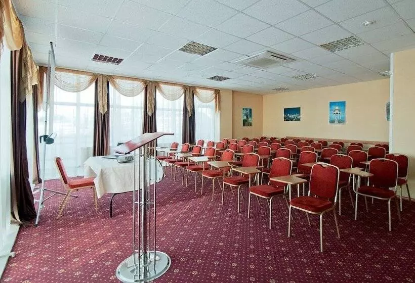 호텔 Amaks Congress Belgorod