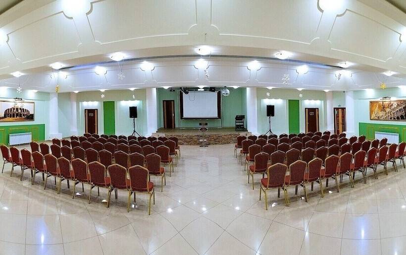 בית מלון כפרי Amaks Congress Belgorod