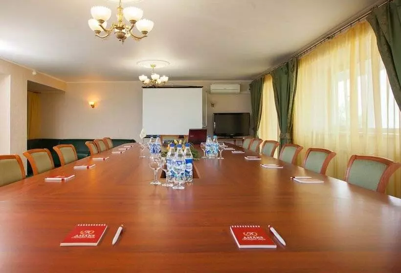 호텔 Amaks Congress Belgorod