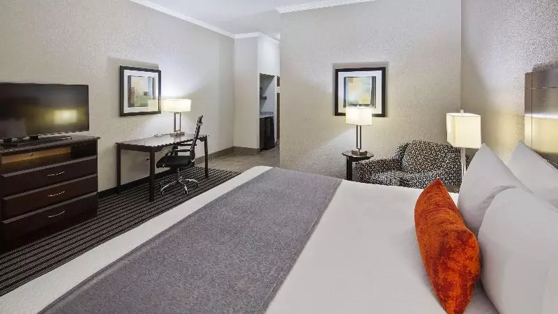 Otel Best Western Plus Austin Airport Inn & Suites