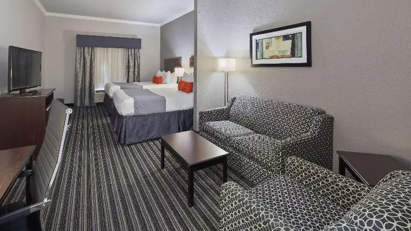 Otel Best Western Plus Austin Airport Inn & Suites
