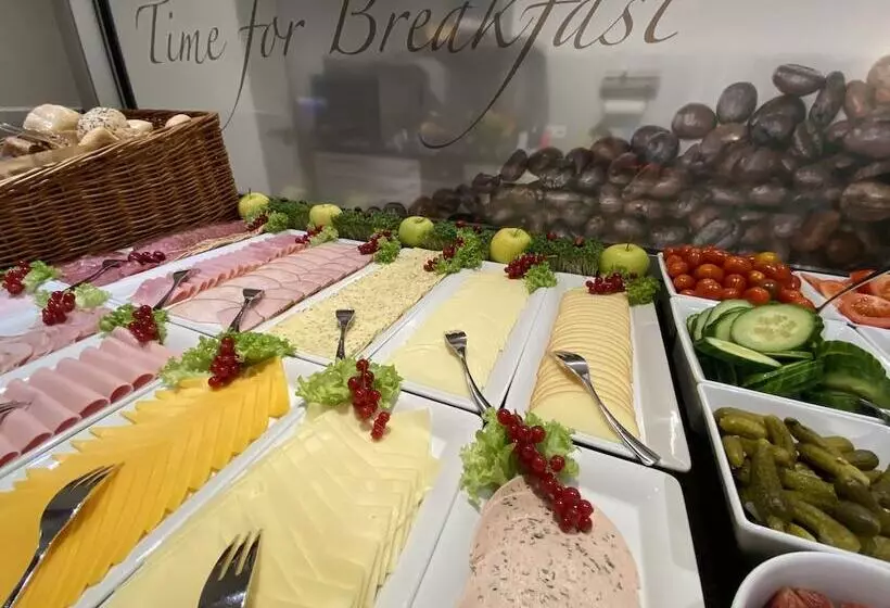 Отель Boardinghouse Home   Adults Only