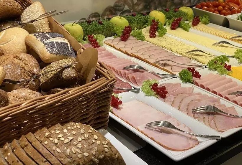 Отель Boardinghouse Home   Adults Only