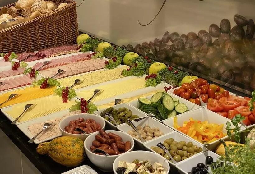 Отель Boardinghouse Home   Adults Only