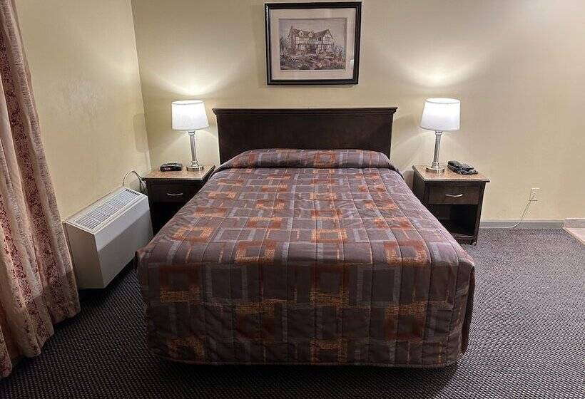 فندق Canadian Inn