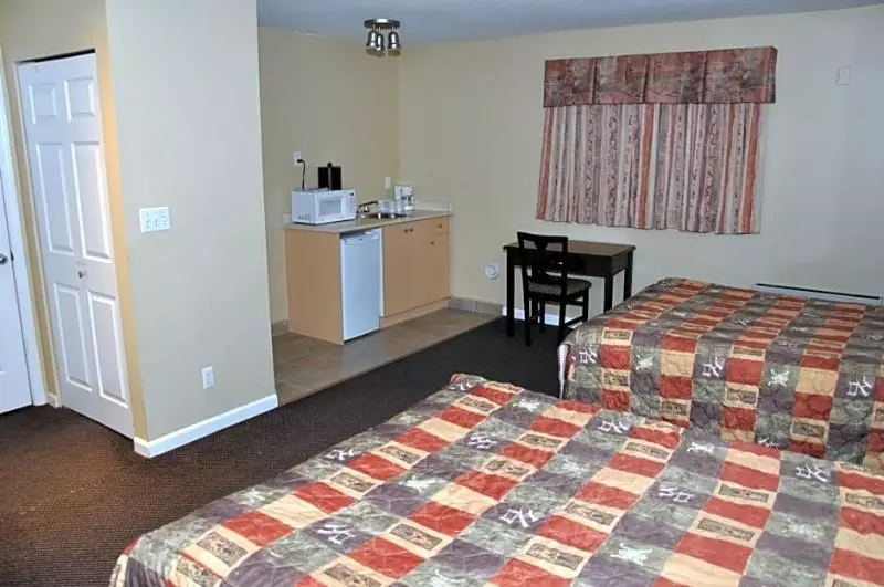 בית מלון כפרי Canadian Inn