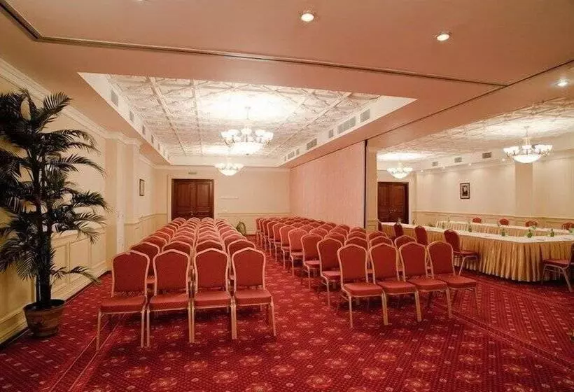 酒店 Complex Grinn