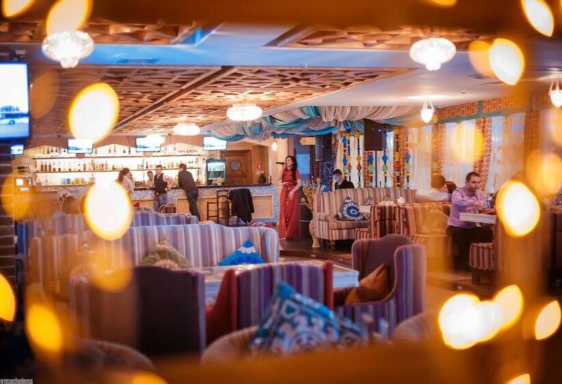 فندق Complex Grinn