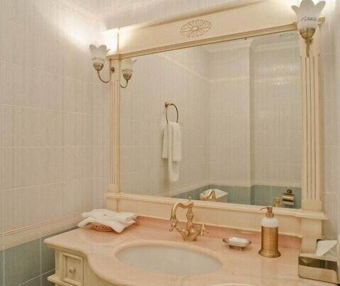 فندق Complex Grinn