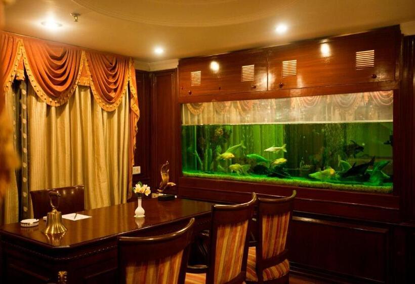 هتل Regenta Orko S Haridwar, Motichur , 10 Min From Har Ki Pauri