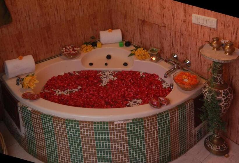 هتل Regenta Orko S Haridwar, Motichur , 10 Min From Har Ki Pauri