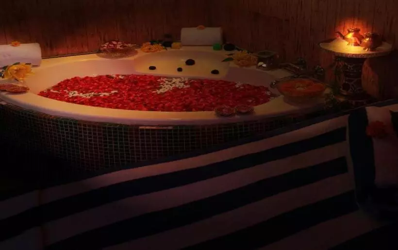 Отель Regenta Orko S Haridwar, Motichur , 10 Min From Har Ki Pauri