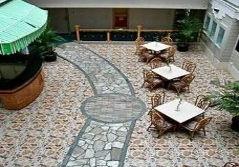 Отель East Ocean