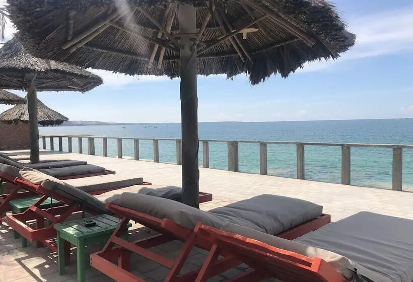 هتل Full Moon Beach