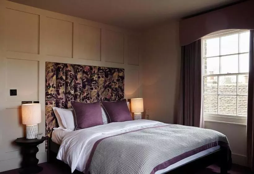 호텔 Hertford House