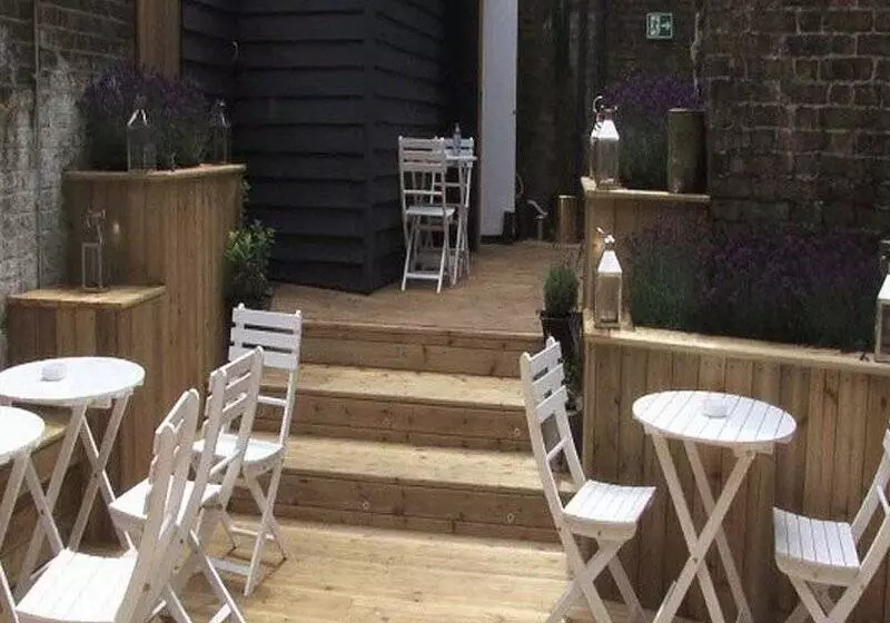 호텔 Hertford House