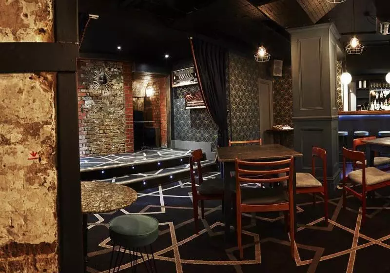 호텔 Hertford House