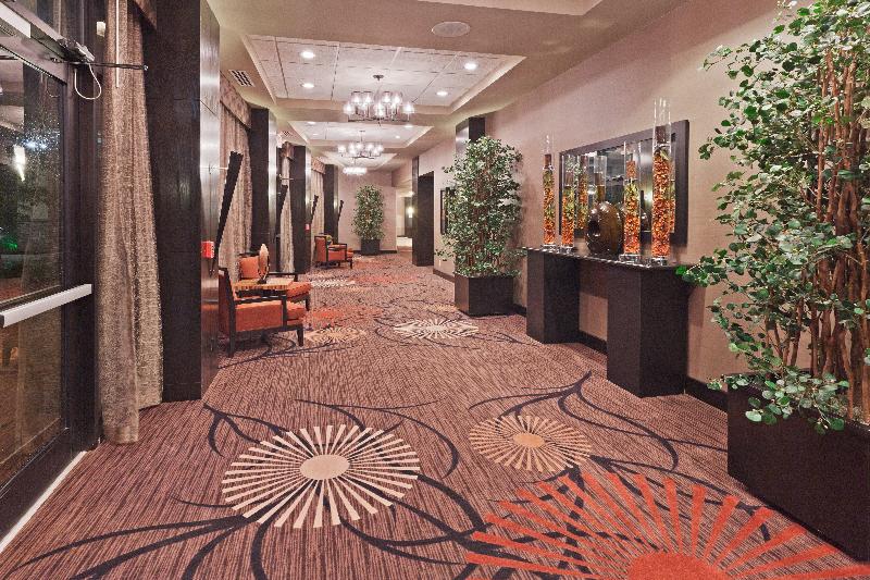 Holiday Inn Hotel & Suites Tulsa South, An Ihg