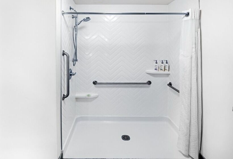 Holiday Inn Hotel & Suites Tulsa South, An Ihg