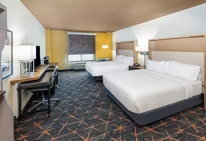 Holiday Inn Hotel & Suites Tulsa South, An Ihg