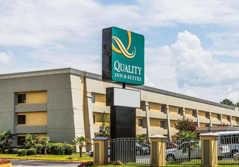 בית מלון כפרי Quality Inn & Suites Atlanta Airport South