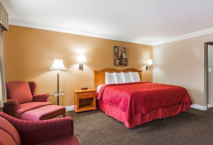 בית מלון כפרי Quality Inn & Suites Atlanta Airport South