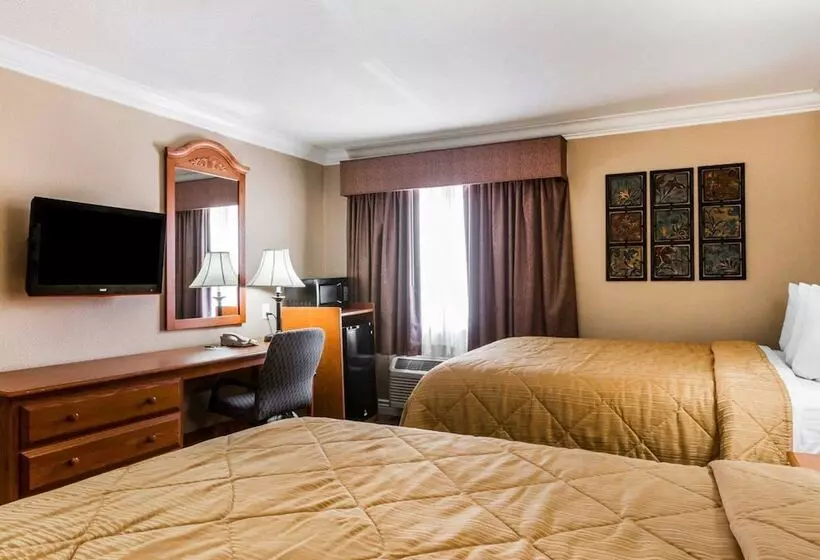 Szálloda Quality Inn & Suites Atlanta Airport South