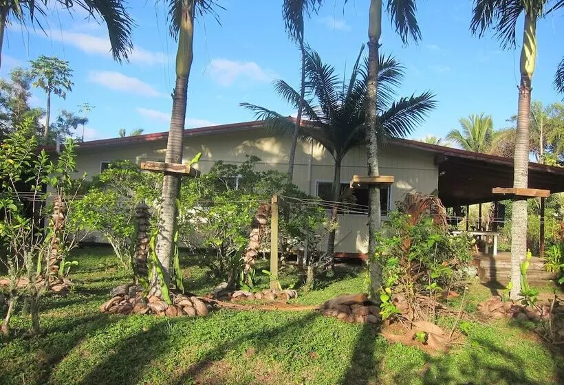 هتل Raina Holiday Accommodation