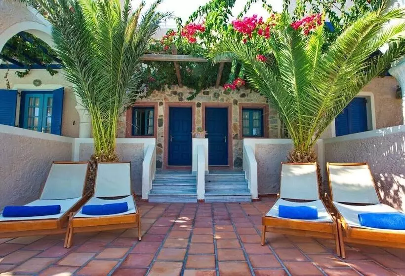 هتل The Boathouse