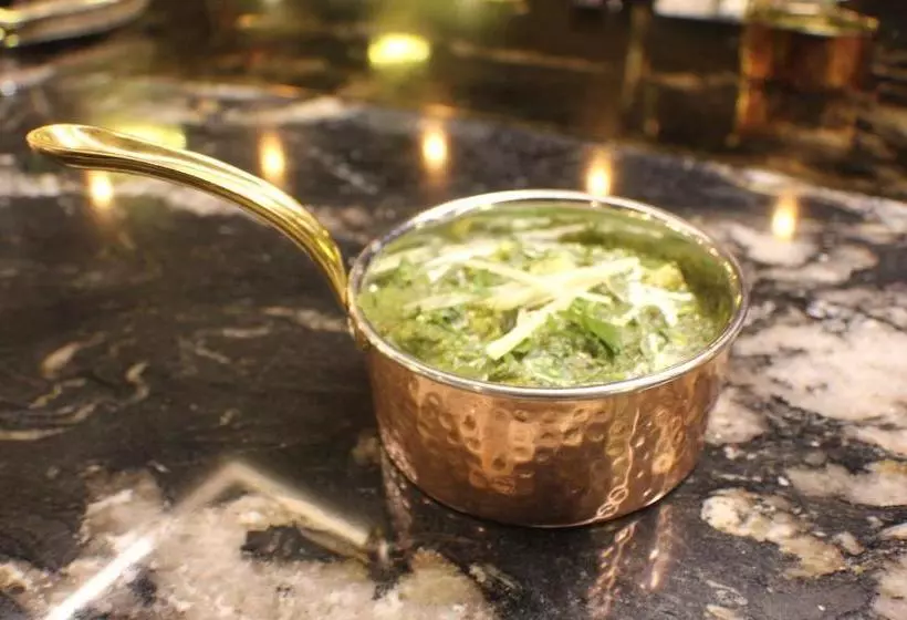 Отель The Fusilier Inn