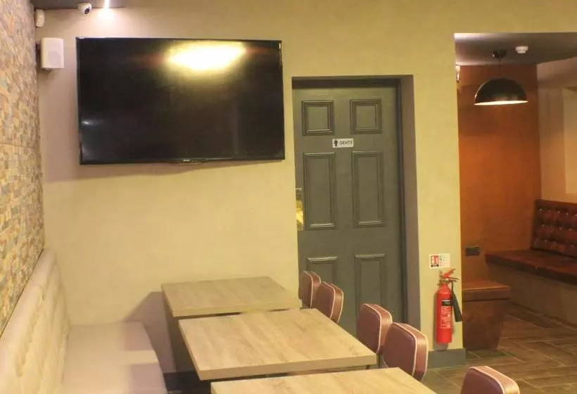 Отель The Fusilier Inn