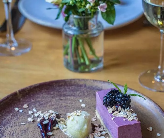 酒店 The Peat Spade Inn