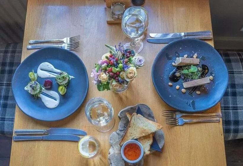 酒店 The Peat Spade Inn