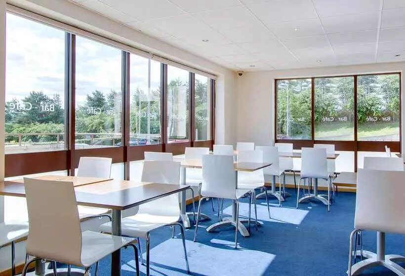 Отель Travelodge Cockermouth