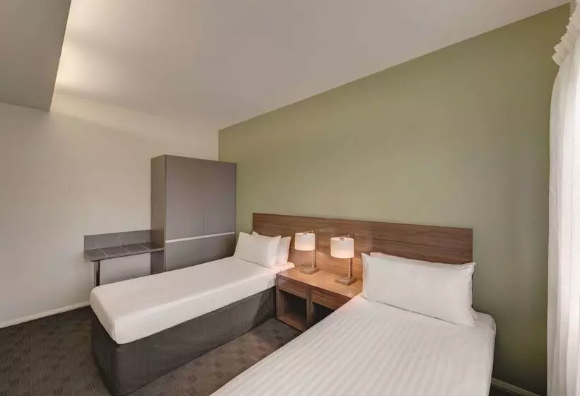 Travelodge Hotel Hobart Airport