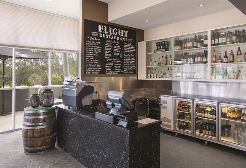 Travelodge Hotel Hobart Airport