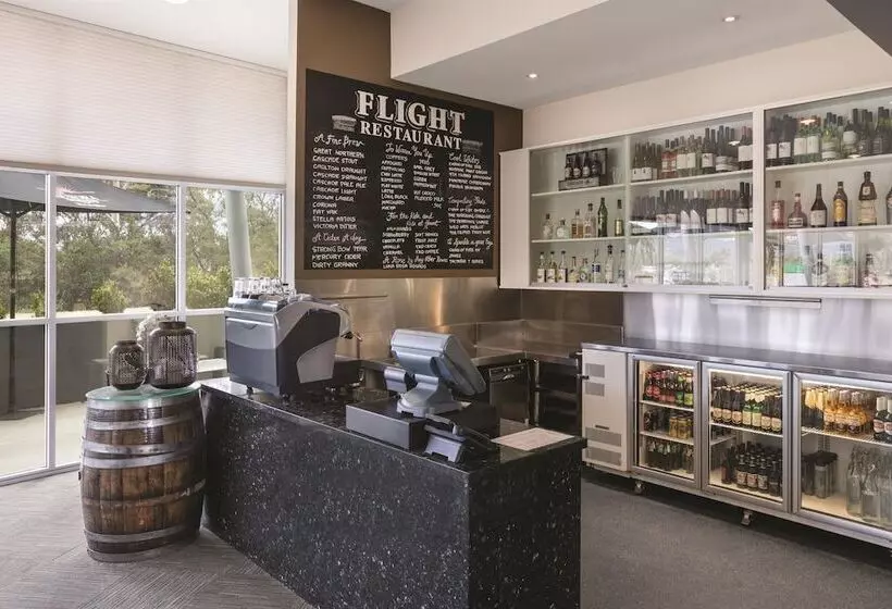 Travelodge Hotel Hobart Airport