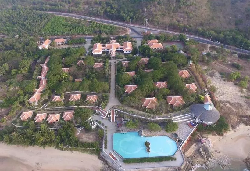 Long Hai Beach Resort
