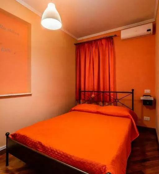 Aamiaismajoitus (B&B) Il Bacio E La Nocciola