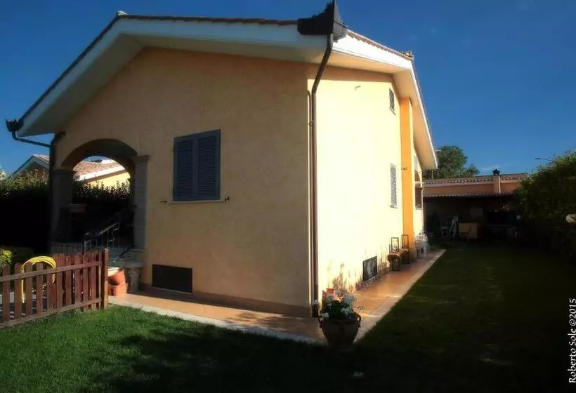 Aamiaismajoitus (B&B) Il Bacio E La Nocciola