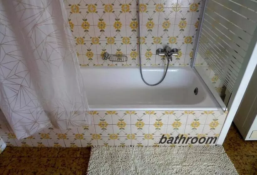 Aamiaismajoitus (B&B) La Finestra Sul Fiume