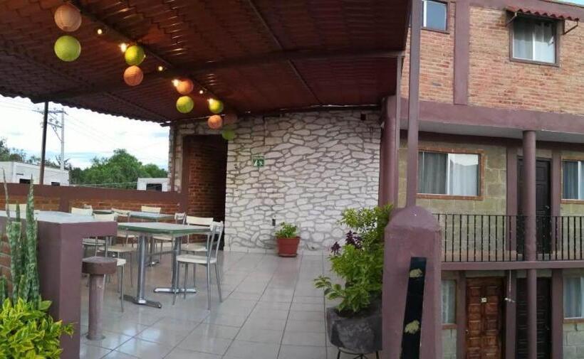 هتل Villas Kerendarhú