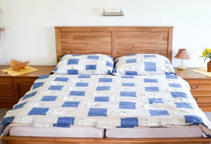 ペンション Guest House Kuks