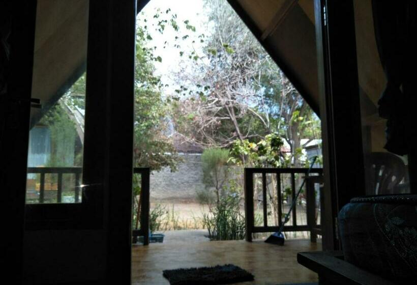 פנסיון Pondok Anjani