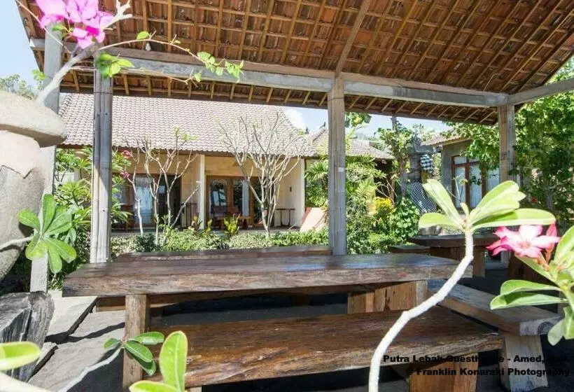 Majatalo Putra Lebah Amed Guest House