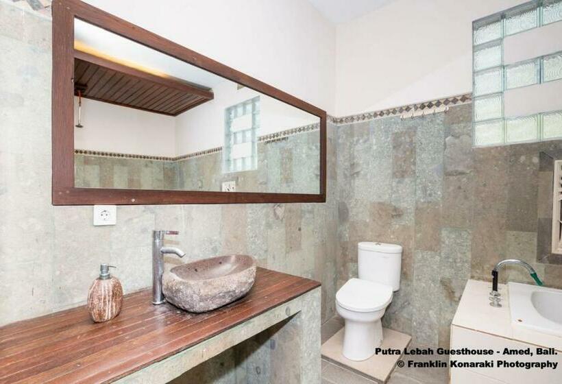 ペンション Putra Lebah Amed Guest House