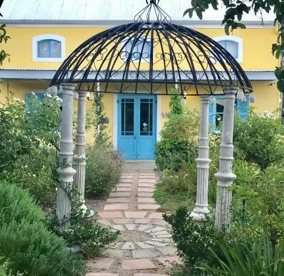 Majatalo Shades Of Provence