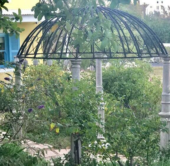 膳宿费 Shades Of Provence