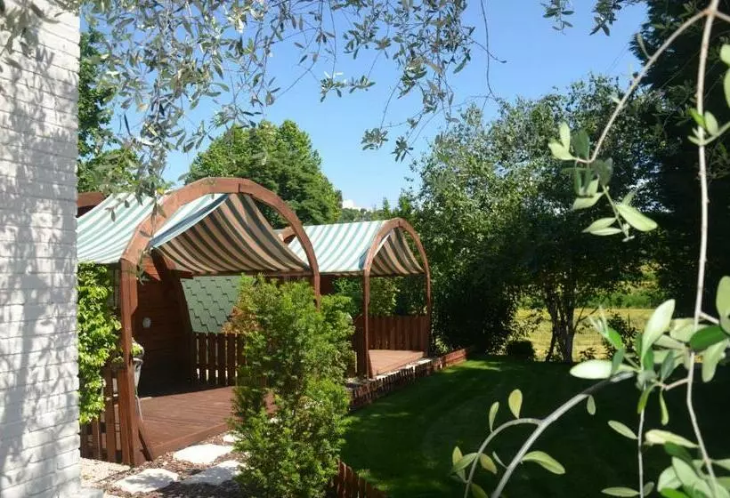 Asso Bed & Breakfast