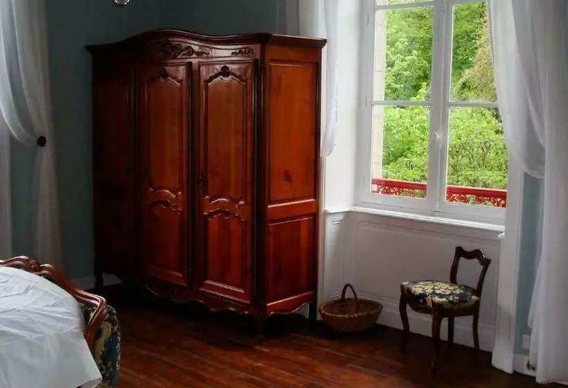 ベッドアンドブレックファースト La Belle Maison